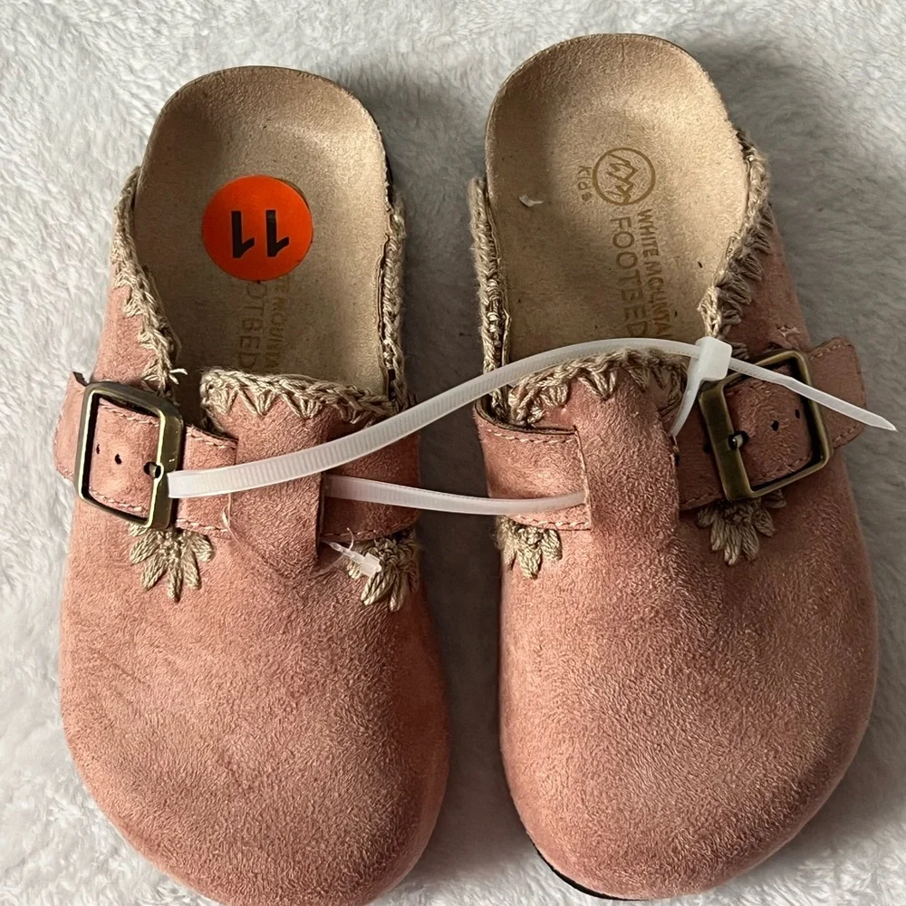 White Mountain Footbed Pink Suede Shoes with Embroidery, Size 11, NWOT‎